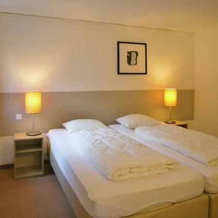 Lovely With Private Garden In W Rgl