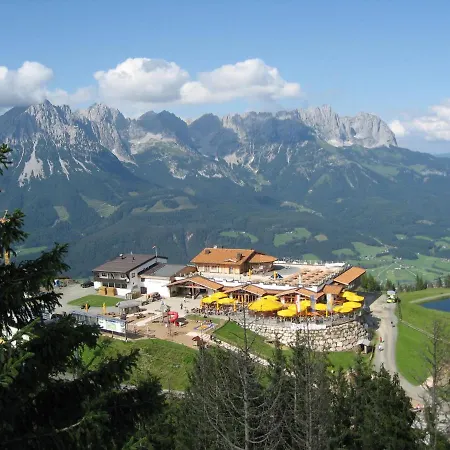 Lovely With Private Garden In W Rgl Chalet Hopfgarten im Brixental